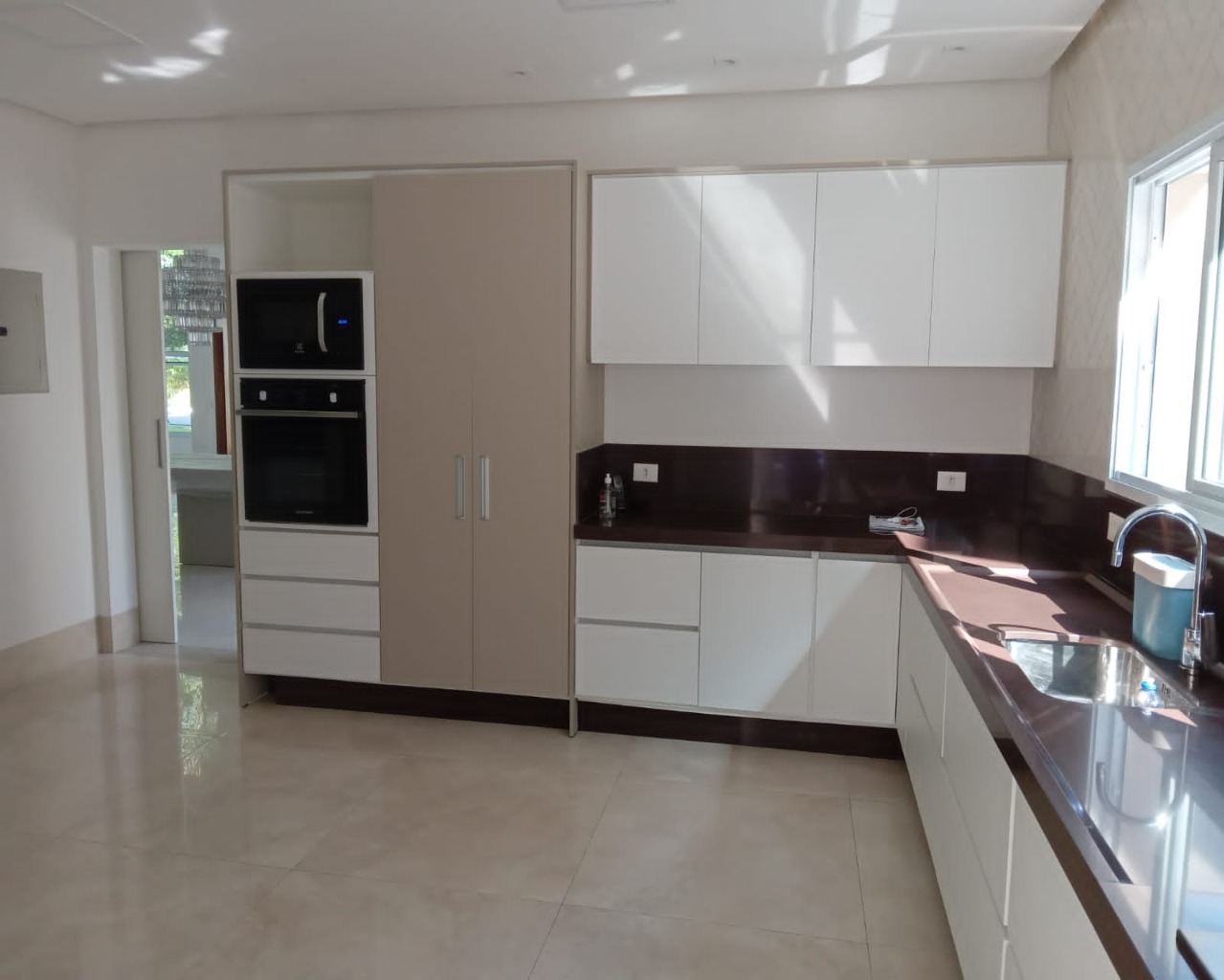 Casa à venda com 4 quartos, 450m² - Foto 16