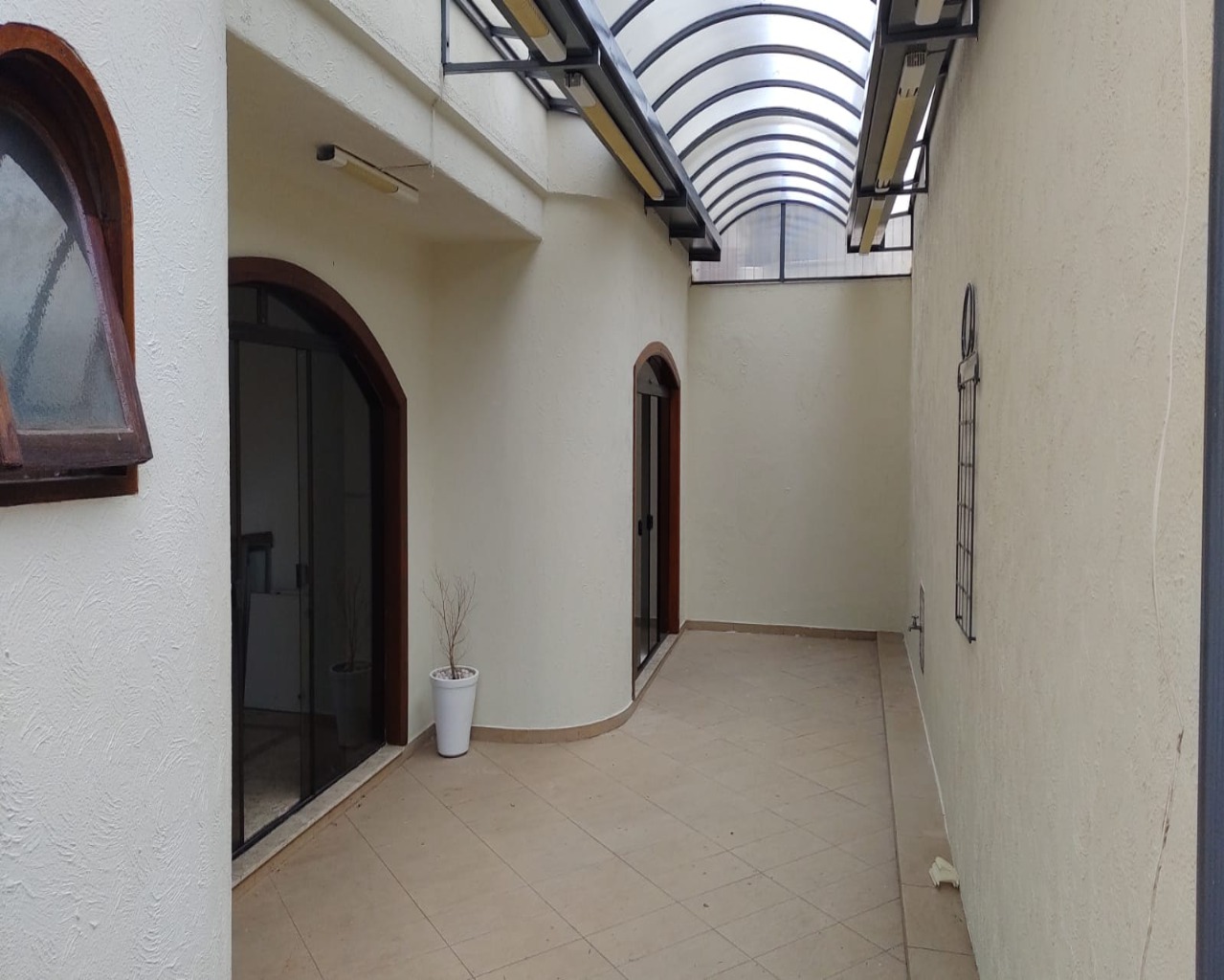 Casa à venda com 4 quartos, 1000m² - Foto 17