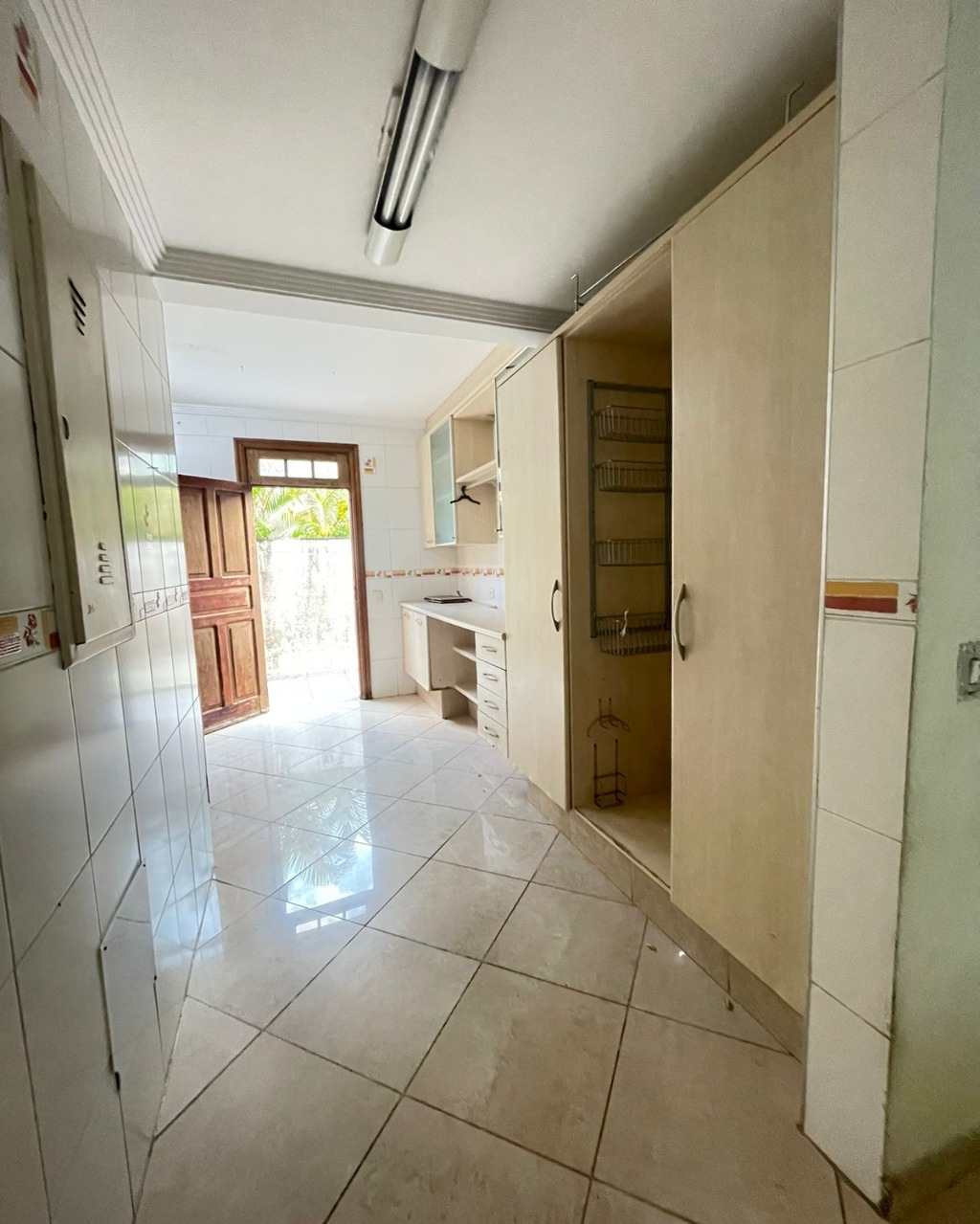 Casa de Condomínio à venda com 4 quartos, 950m² - Foto 40