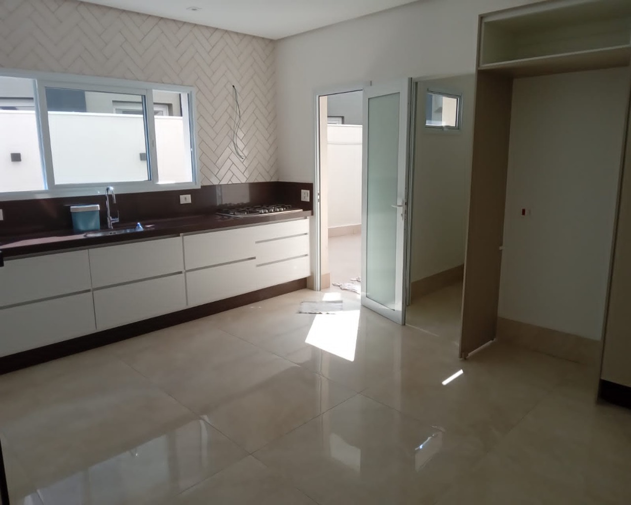 Casa à venda com 4 quartos, 450m² - Foto 14