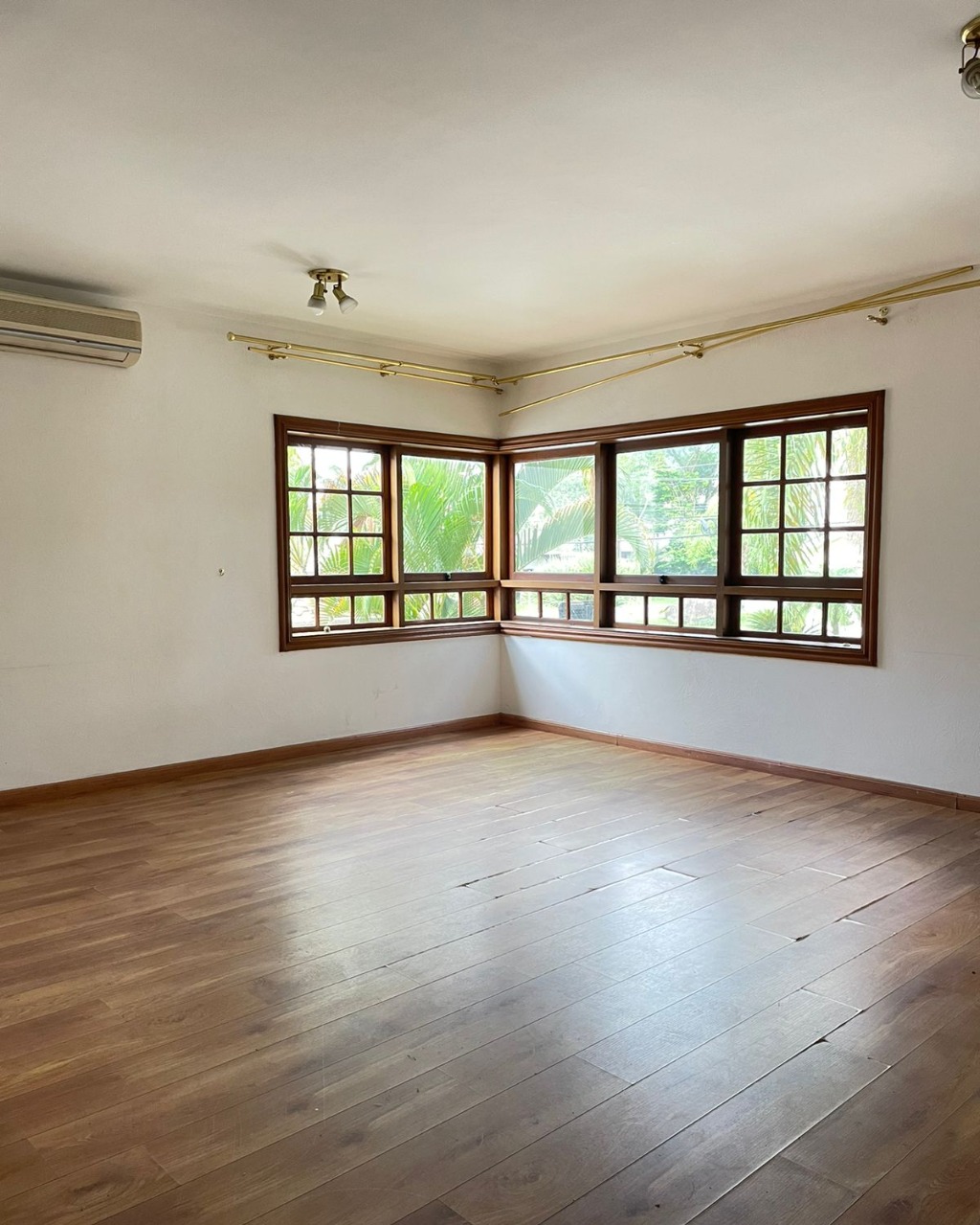 Casa de Condomínio à venda com 4 quartos, 950m² - Foto 29