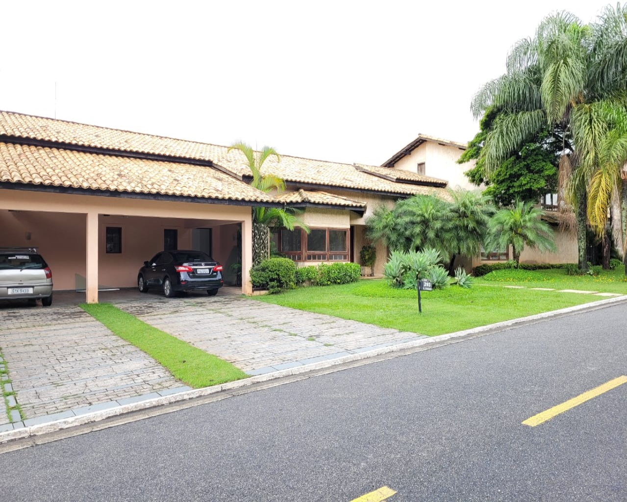 Casa de Condomínio à venda com 4 quartos, 950m² - Foto 9