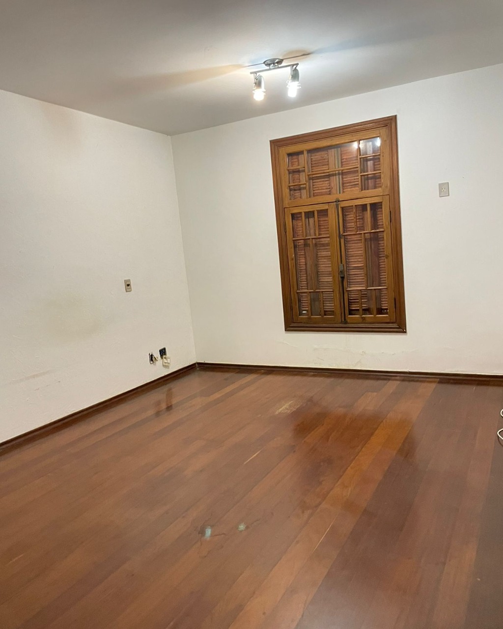 Casa de Condomínio à venda com 4 quartos, 950m² - Foto 18