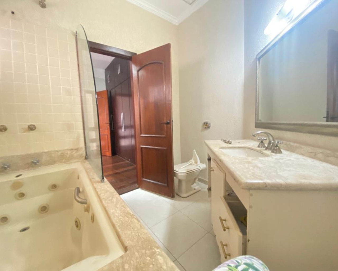 Casa de Condomínio à venda com 4 quartos, 395m² - Foto 25