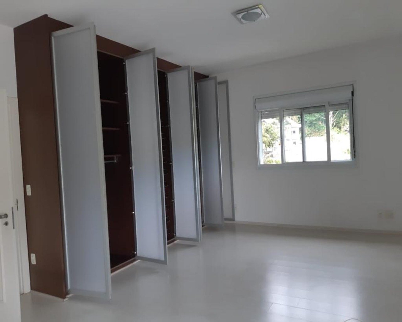 Casa à venda com 4 quartos, 700m² - Foto 22