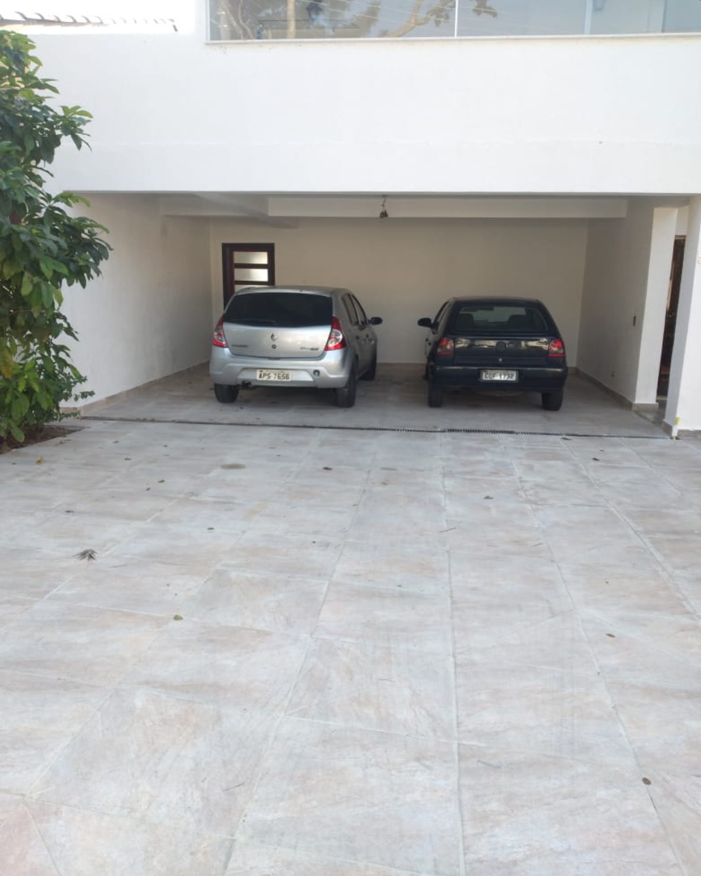 Casa de Condomínio à venda com 4 quartos, 450m² - Foto 2