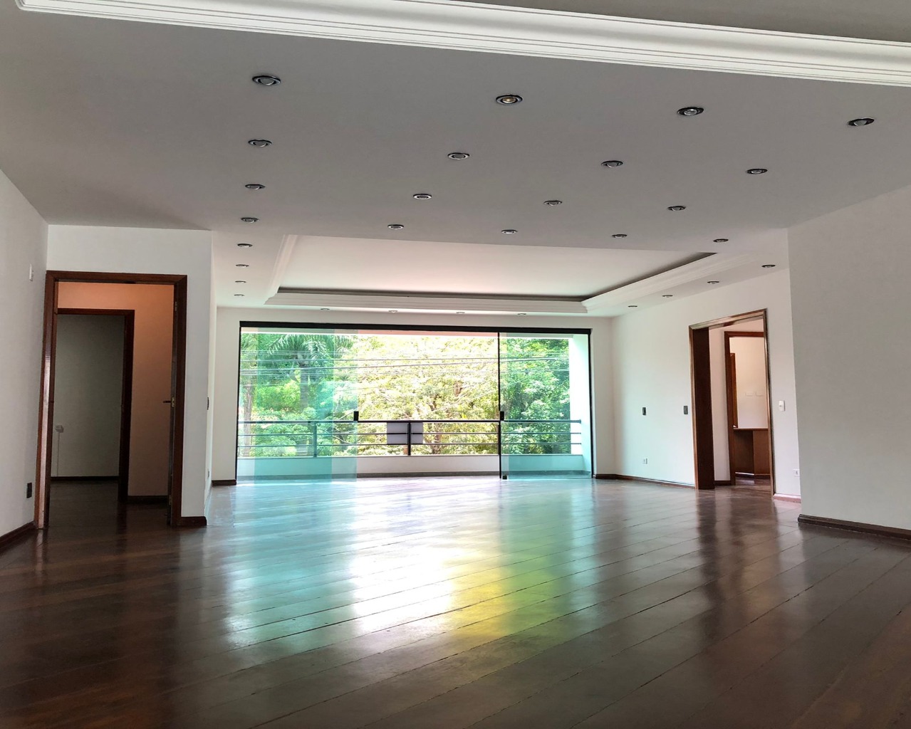 Casa para alugar com 3 quartos, 500m² - Foto 15