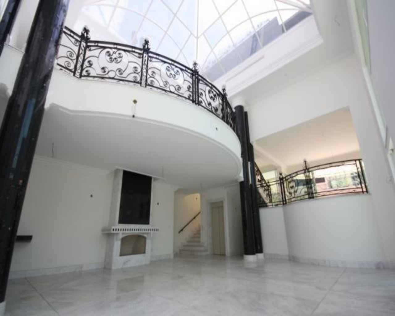 Casa à venda com 6 quartos, 1200m² - Foto 12