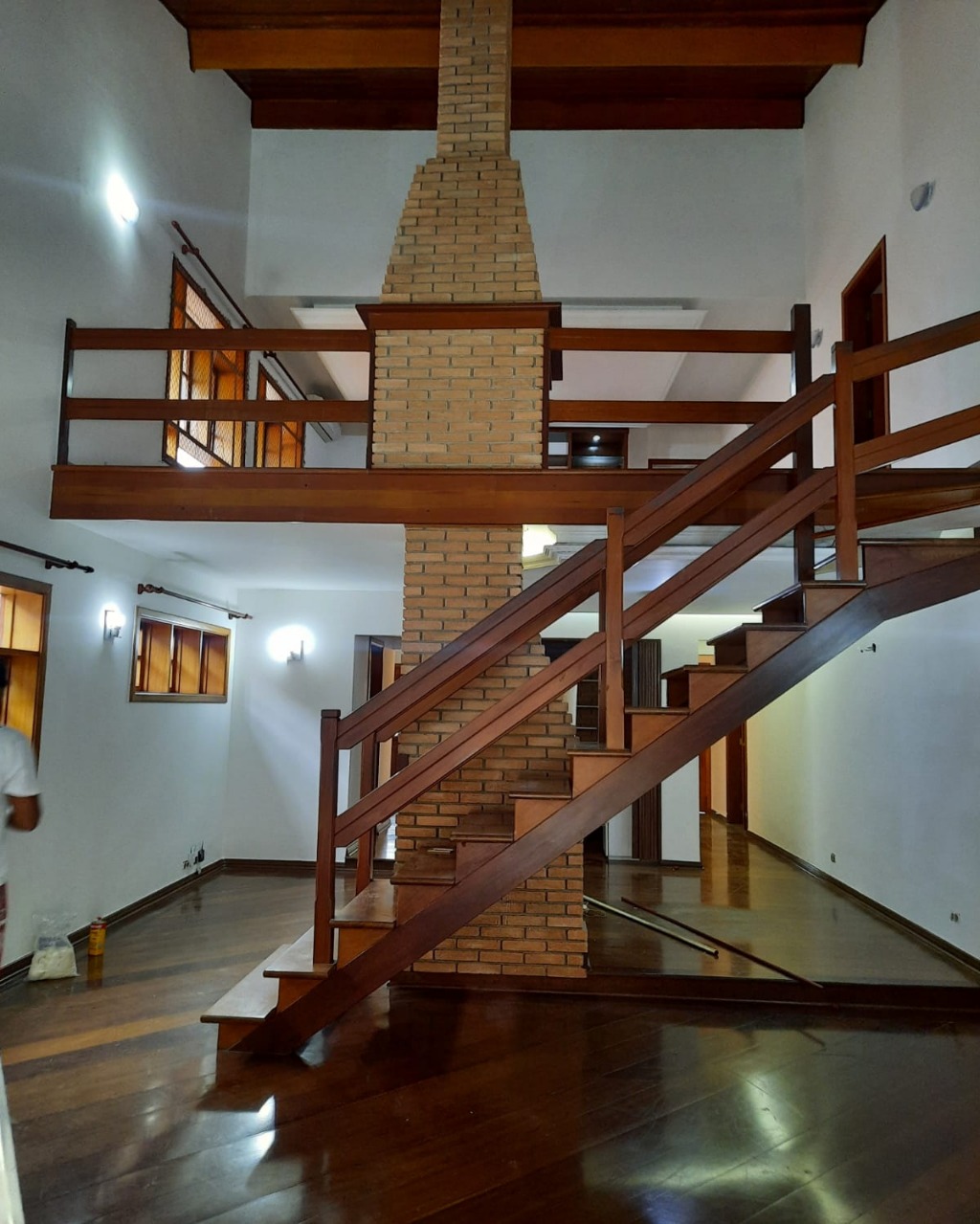 Casa de Condomínio à venda e aluguel com 3 quartos, 300m² - Foto 21