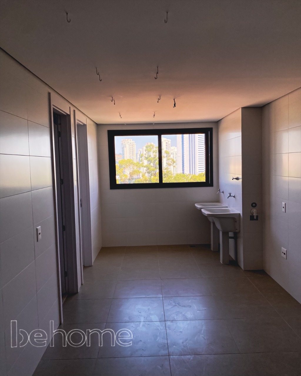 Apartamento à venda com 3 quartos, 410m² - Foto 4