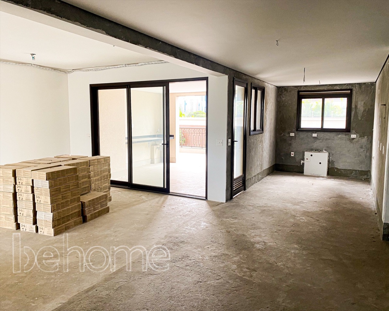 Apartamento à venda com 3 quartos, 334m² - Foto 2