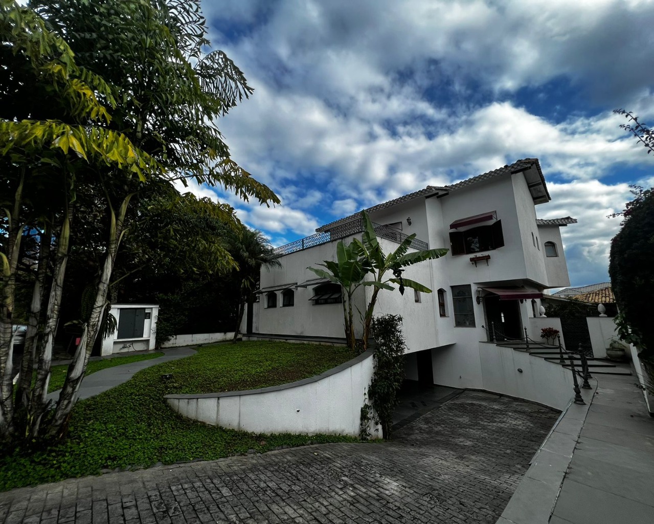 Casa, 4 quartos, 550 m² - Foto 1