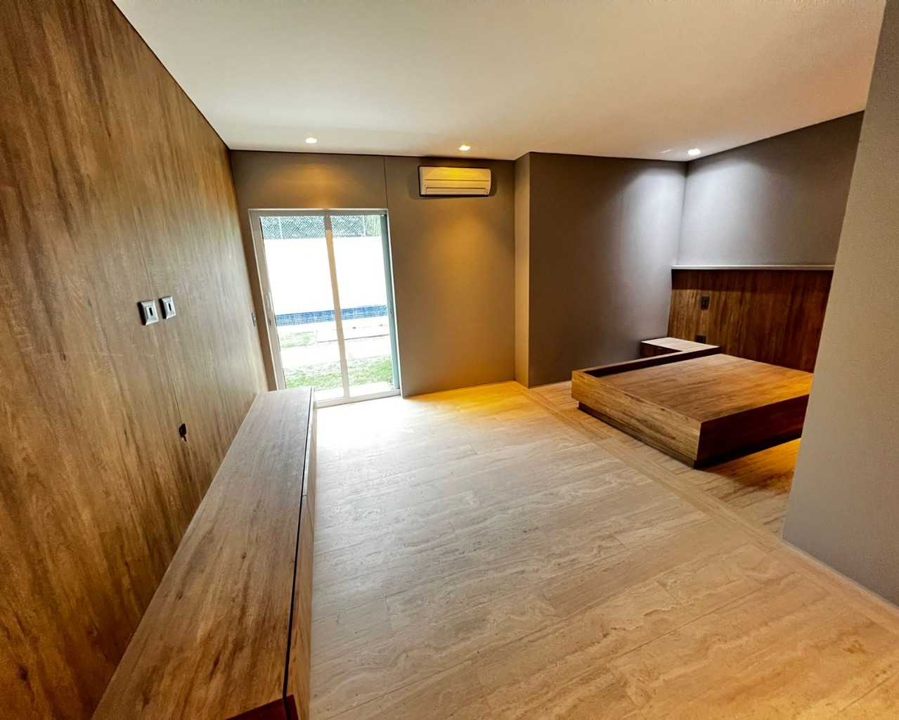 Casa à venda com 4 quartos, 540m² - Foto 11