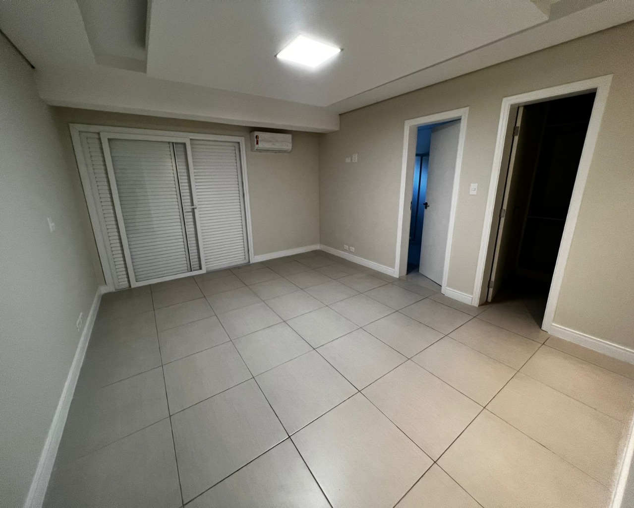 Casa de Condomínio à venda com 4 quartos, 401m² - Foto 19