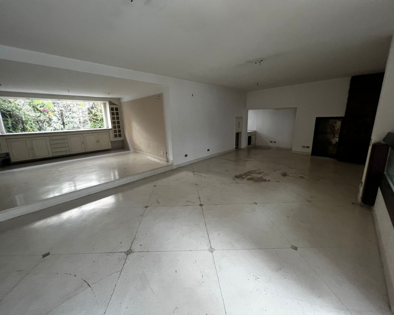 Casa à venda com 4 quartos, 500m² - Foto 5