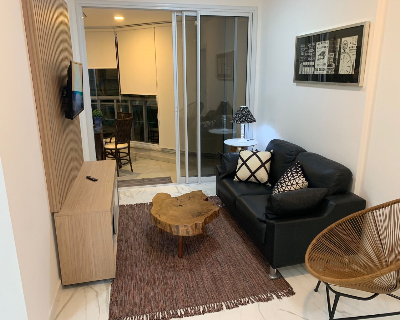 Apartamento para alugar com 1 quarto, 53m² - Foto 1