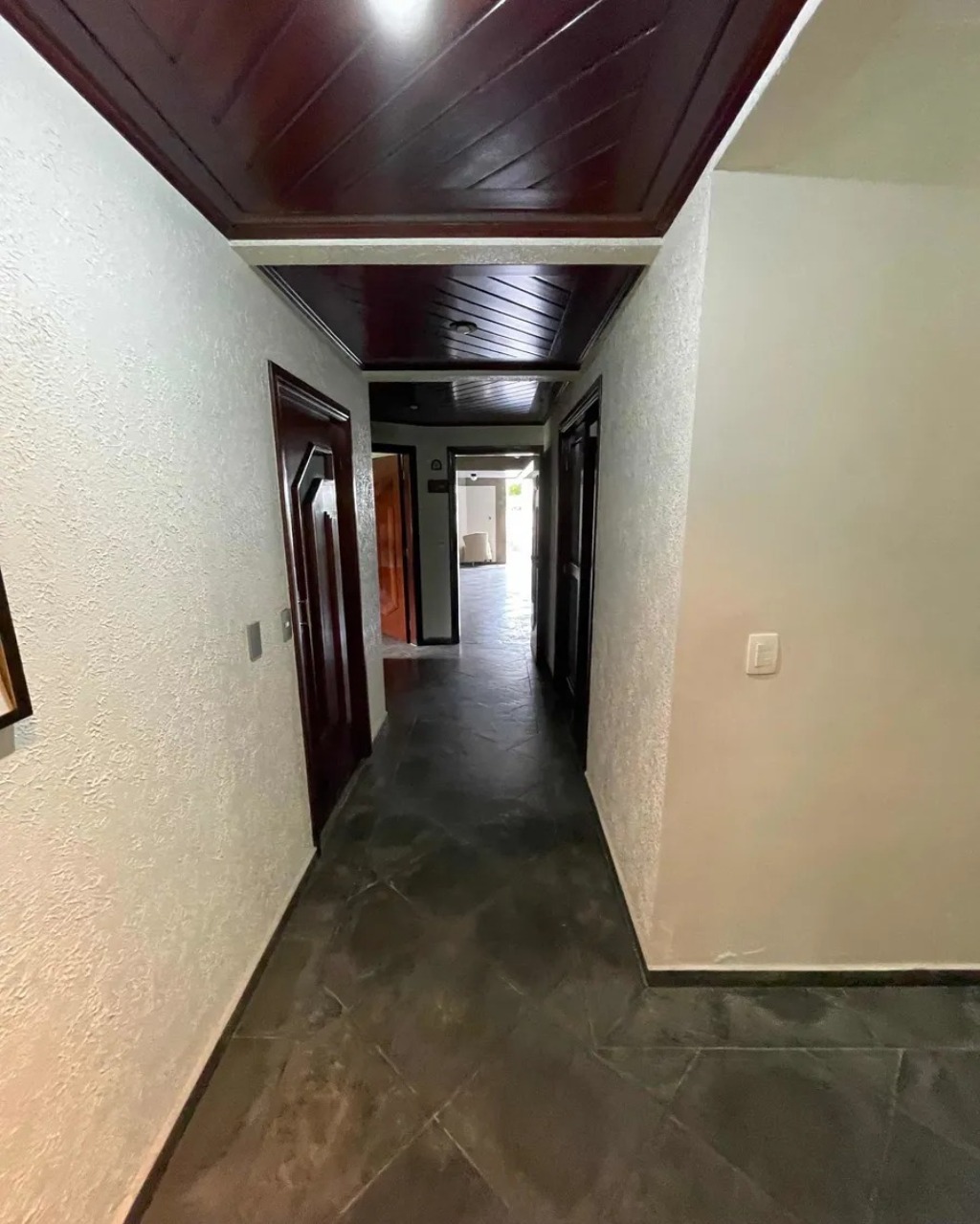 Casa de Condomínio à venda com 4 quartos, 560m² - Foto 15