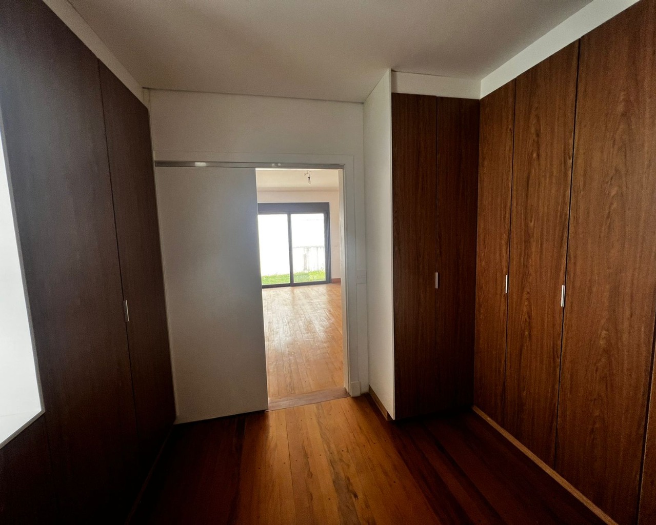 Casa de Condomínio à venda com 4 quartos, 450m² - Foto 19