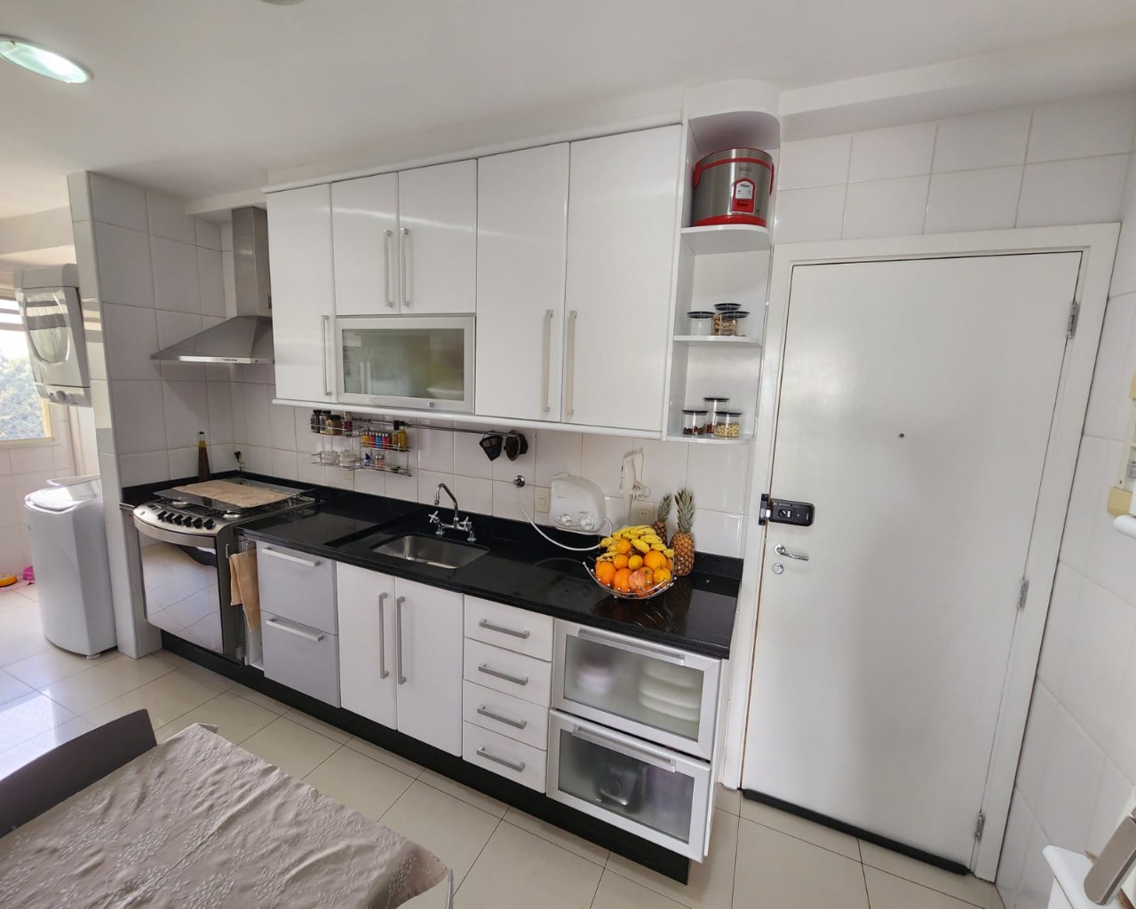 Apartamento à venda com 3 quartos, 133m² - Foto 12