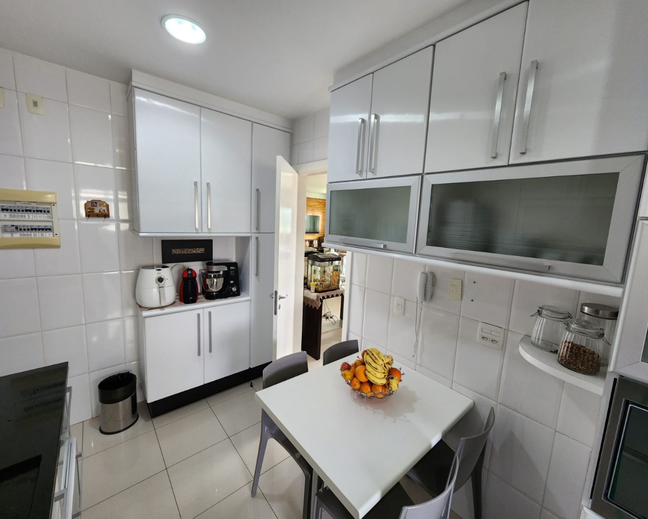 Apartamento à venda com 3 quartos, 133m² - Foto 13