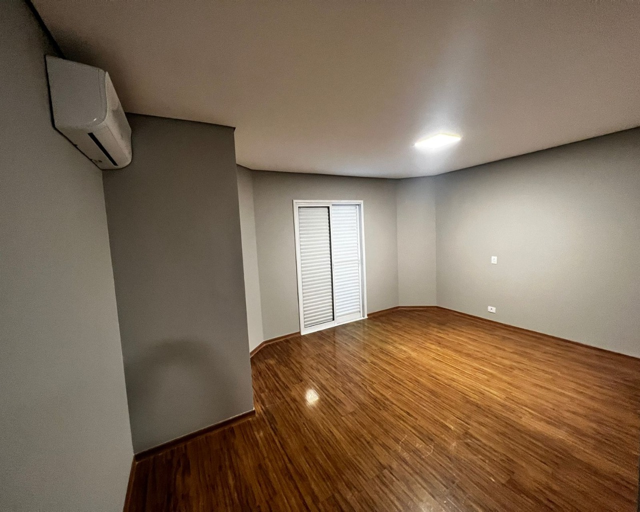 Casa à venda com 4 quartos, 350m² - Foto 48