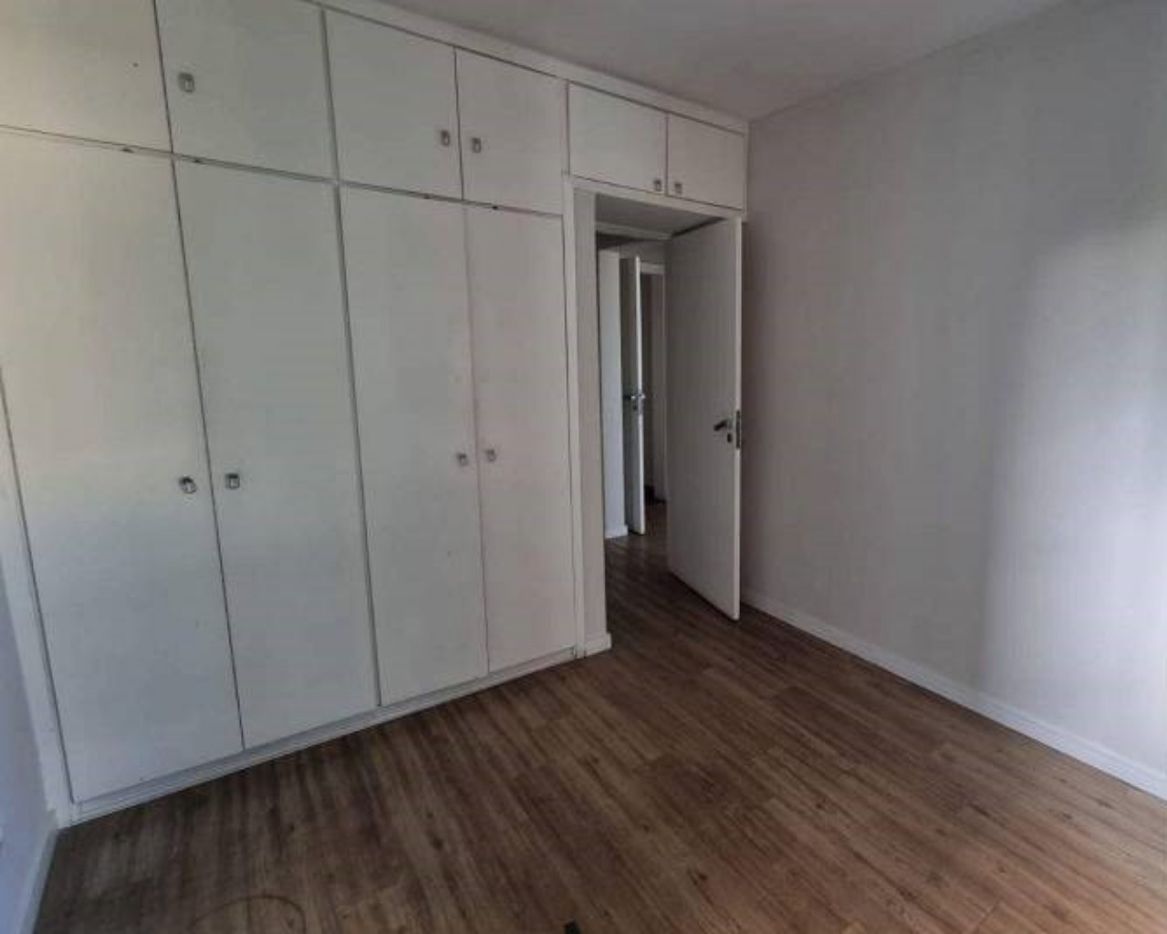 Apartamento à venda com 3 quartos, 167m² - Foto 10