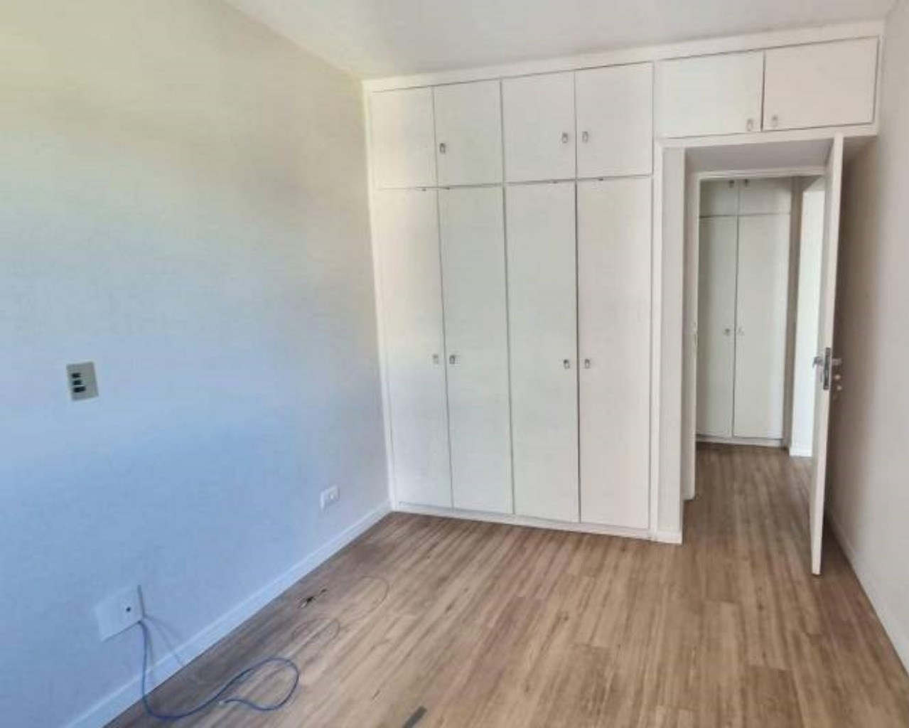 Apartamento à venda com 3 quartos, 167m² - Foto 11