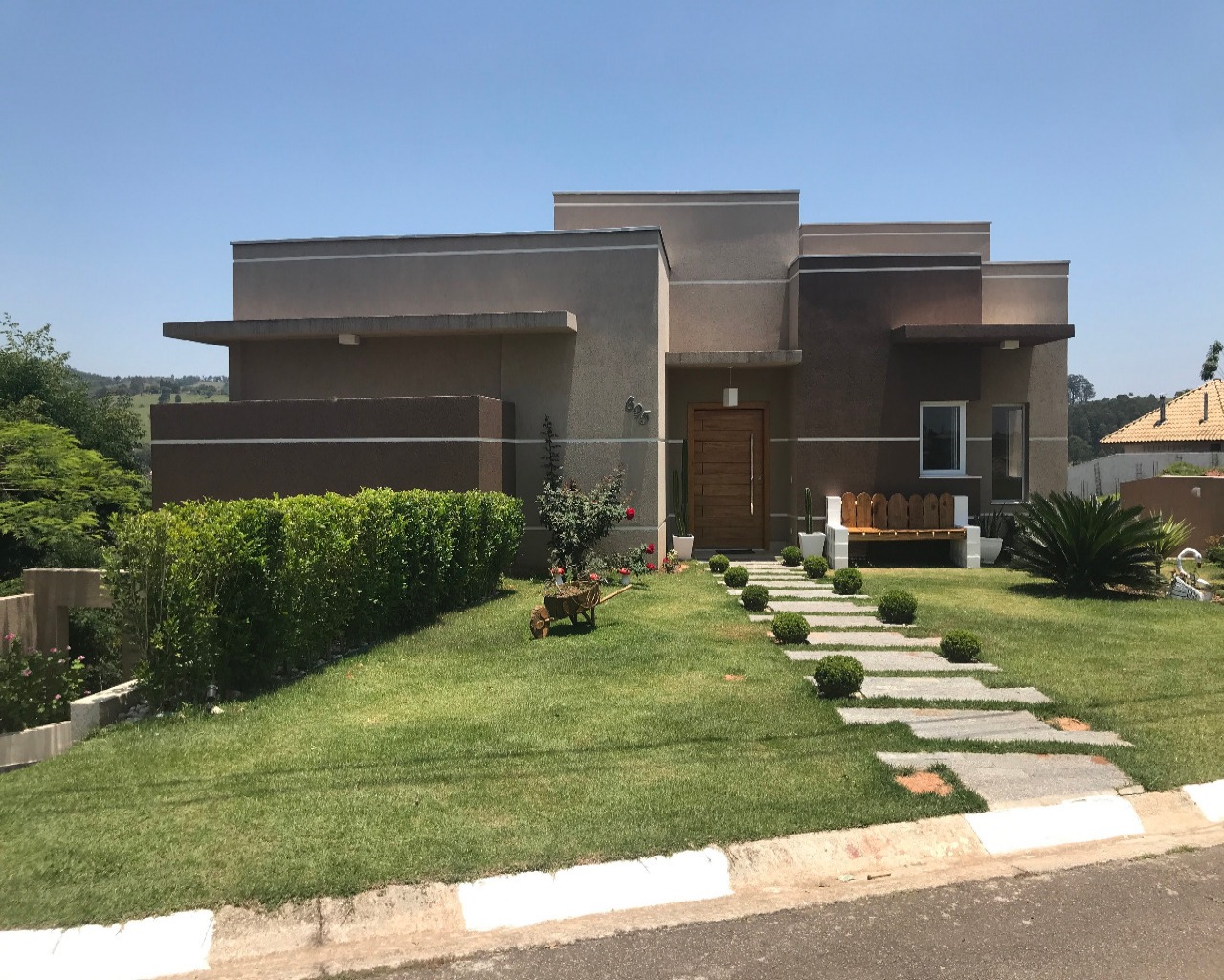 Casa à venda com 4 quartos, 465m² - Foto 9