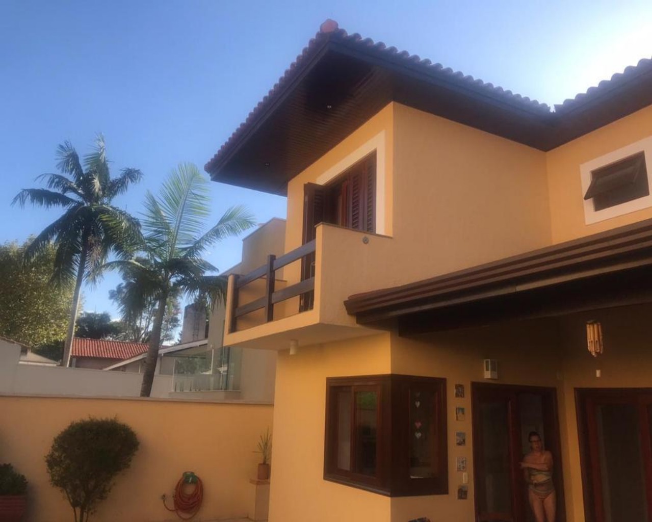 Casa de Condomínio à venda com 4 quartos, 327m² - Foto 4