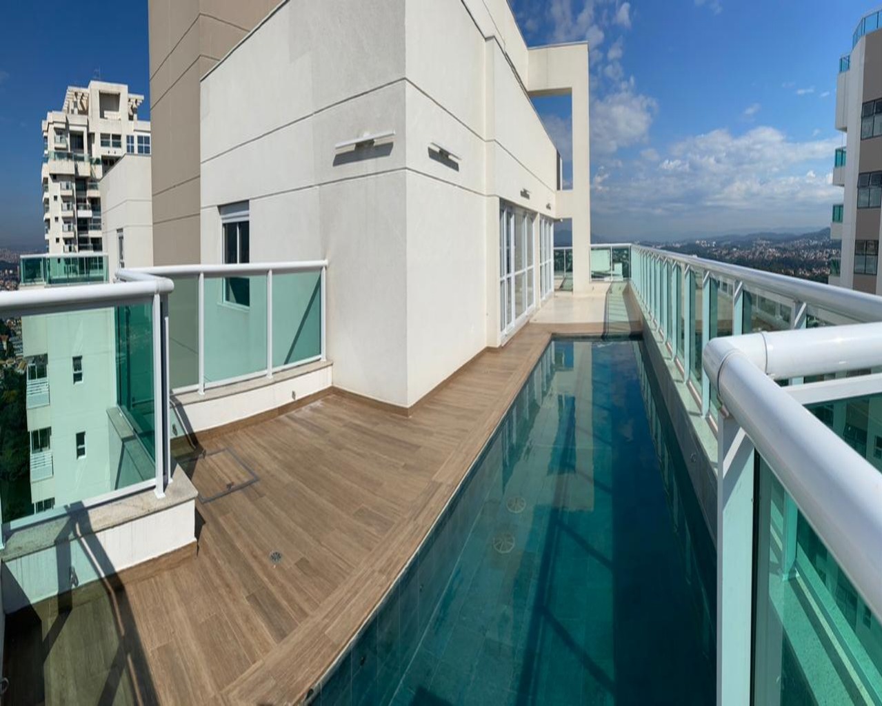 Cobertura à venda e aluguel com 4 quartos, 387m² - Foto 1