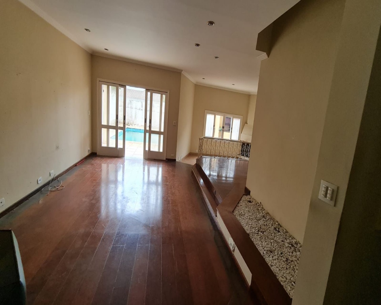 Casa à venda com 4 quartos, 340m² - Foto 10