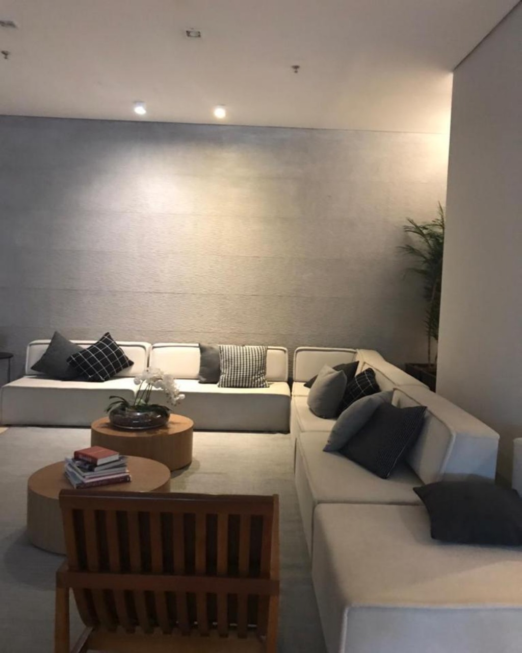 Apartamento à venda e aluguel com 1 quarto, 45m² - Foto 25