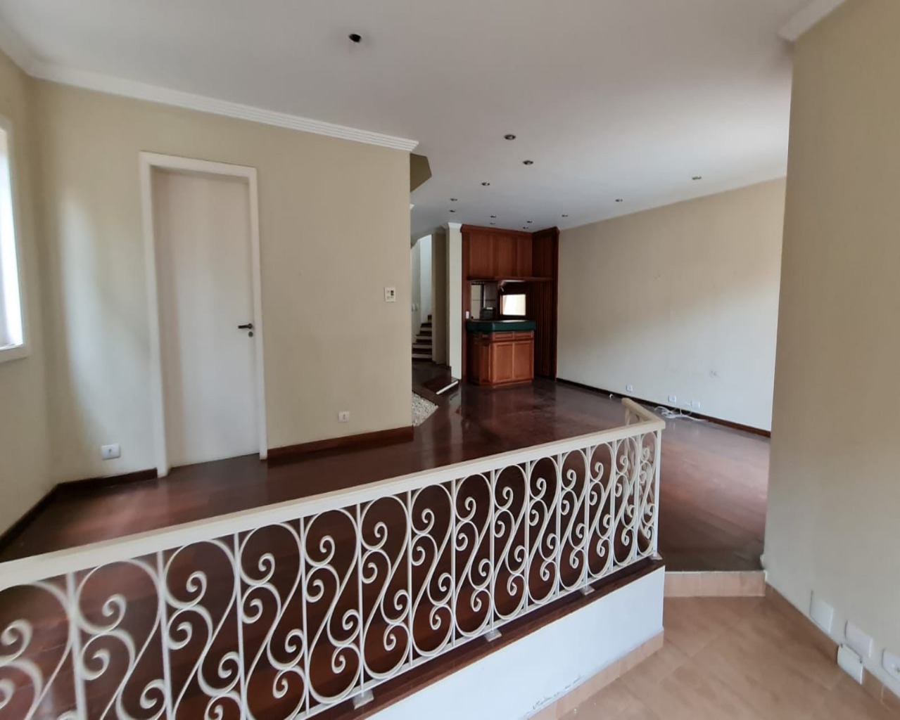 Casa à venda com 4 quartos, 340m² - Foto 15