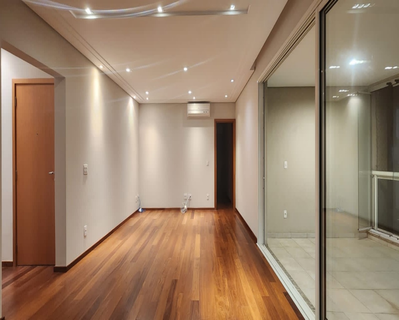 Apartamento à venda com 4 quartos, 156m² - Foto 5