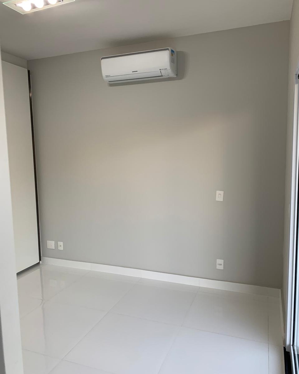 Apartamento para alugar com 1 quarto, 50m² - Foto 31