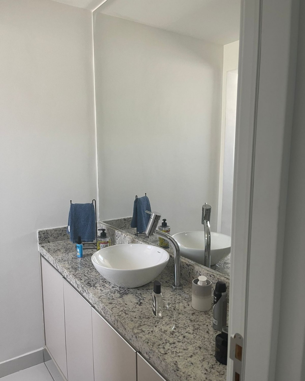 Apartamento à venda e aluguel com 2 quartos, 83m² - Foto 28