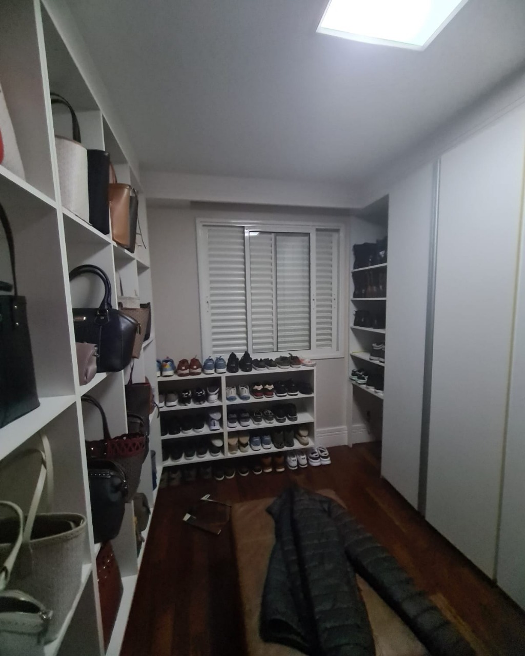 Apartamento à venda com 3 quartos, 122m² - Foto 19