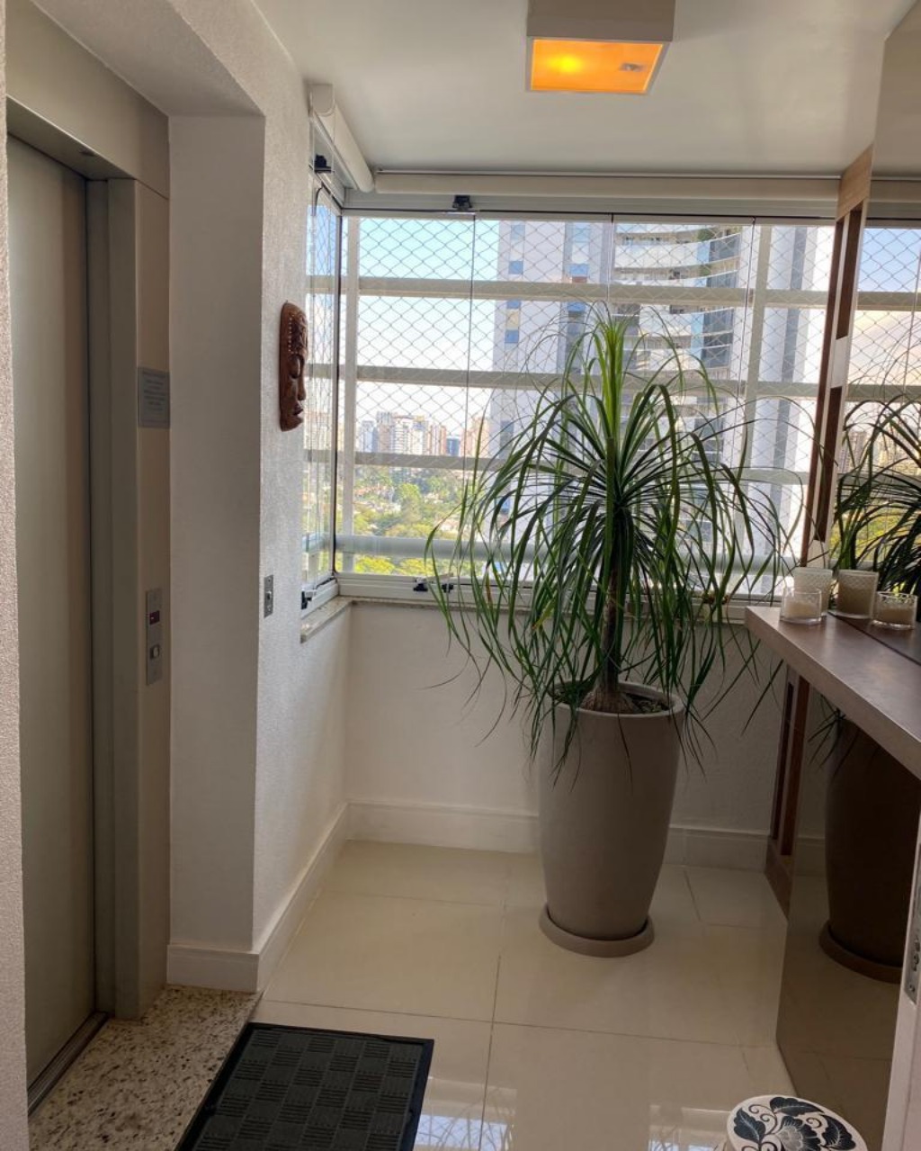 Apartamento à venda com 2 quartos, 155m² - Foto 2