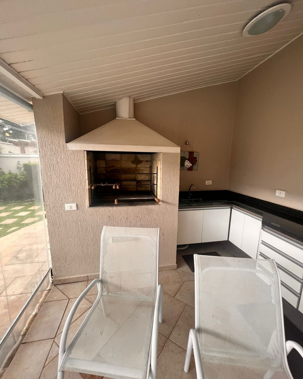 Casa à venda e aluguel com 4 quartos, 360m² - Foto 16