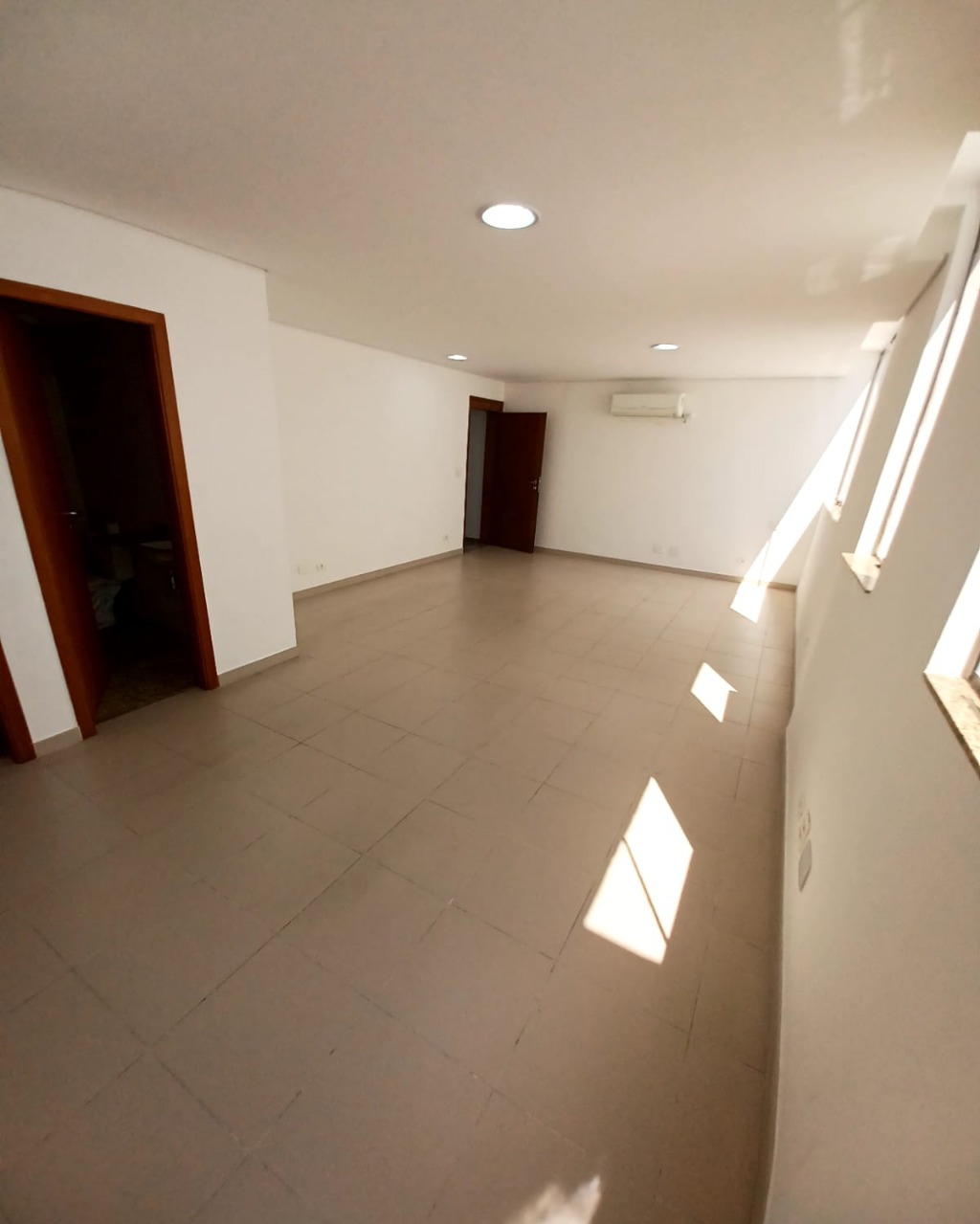 Conjunto Comercial-Sala à venda e aluguel, 304m² - Foto 30