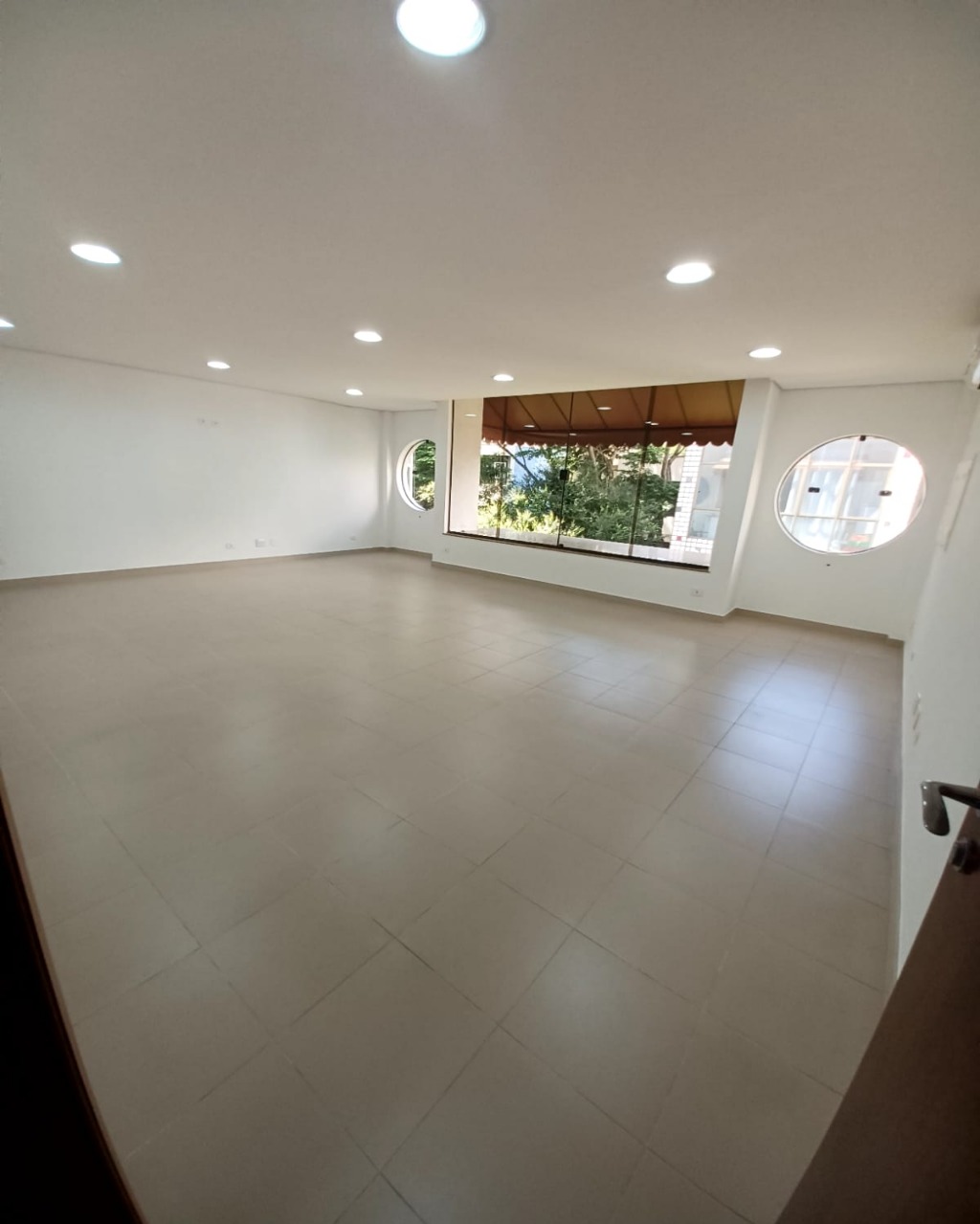 Conjunto Comercial-Sala à venda e aluguel, 304m² - Foto 23