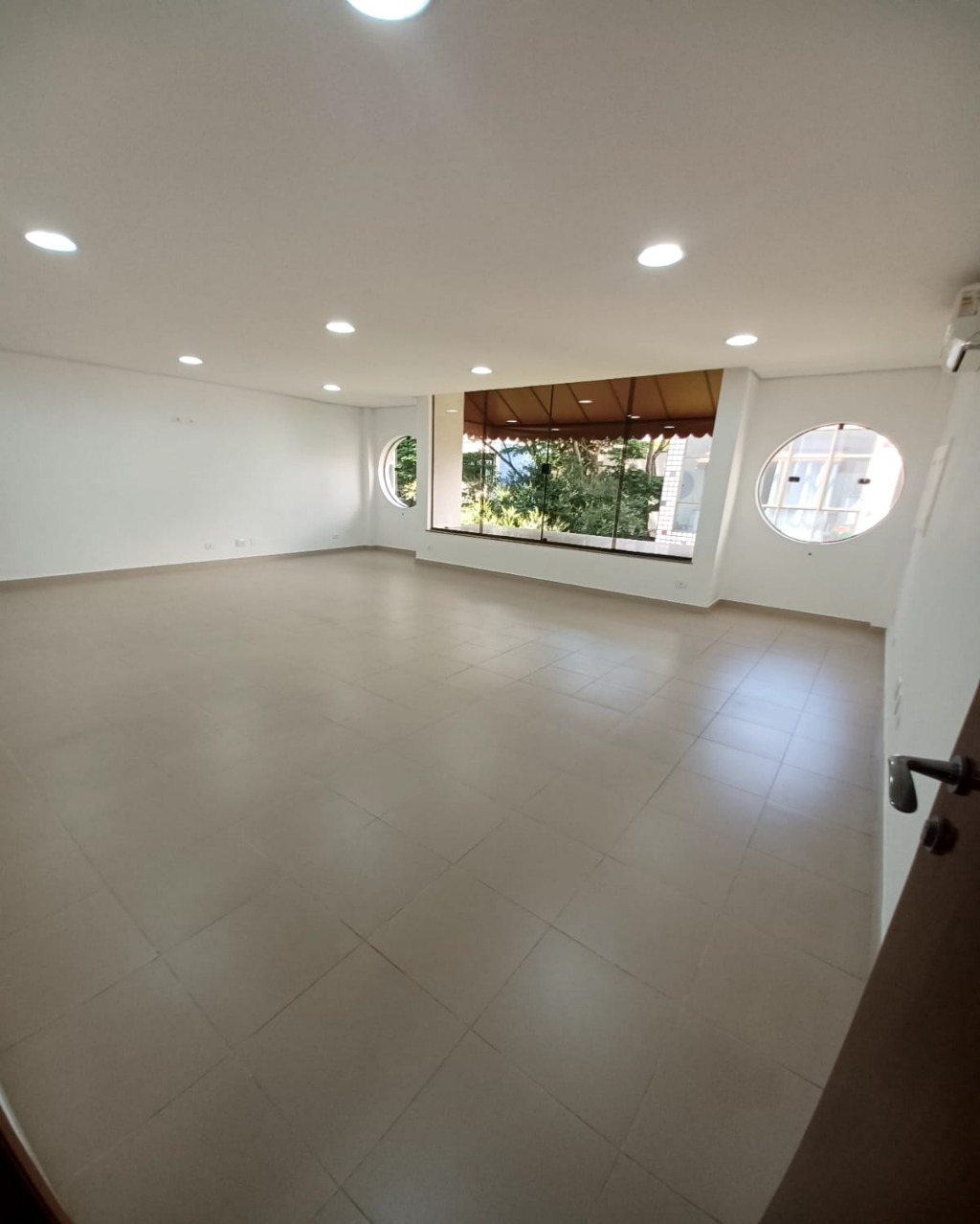 Conjunto Comercial-Sala à venda e aluguel, 304m² - Foto 25