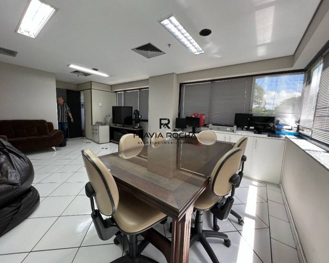 Conjunto Comercial-Sala à venda, 77m² - Foto 1