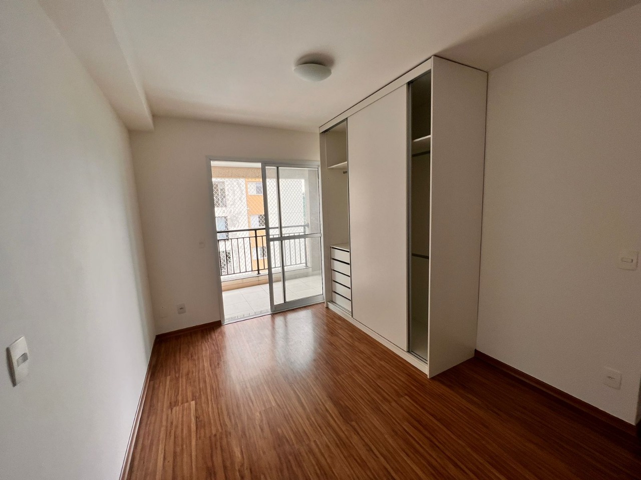 Apartamento à venda e aluguel com 1 quarto, 40m² - Foto 11