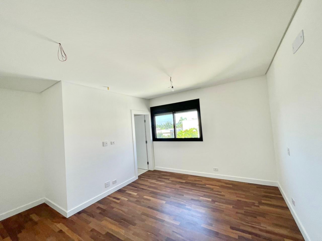 Casa à venda com 4 quartos, 430m² - Foto 8