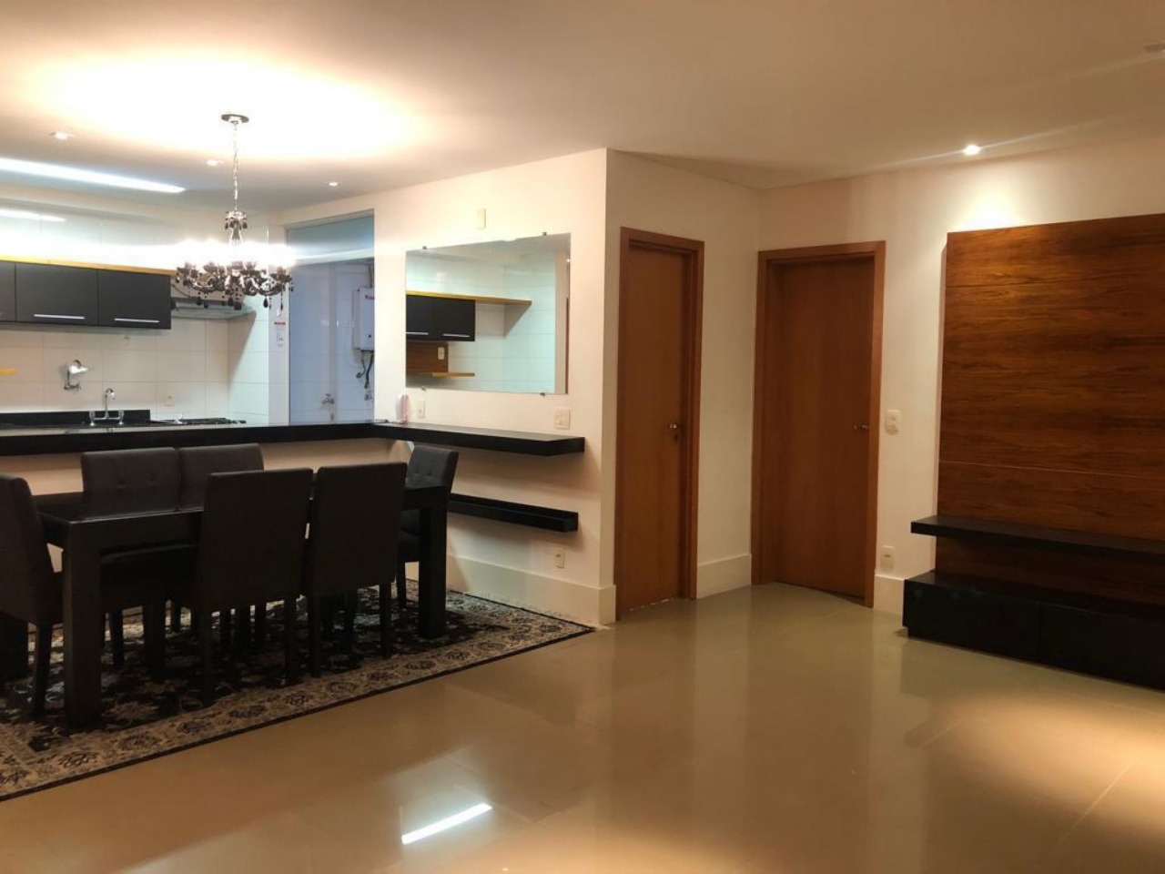 Apartamento à venda com 2 quartos, 100m² - Foto 4