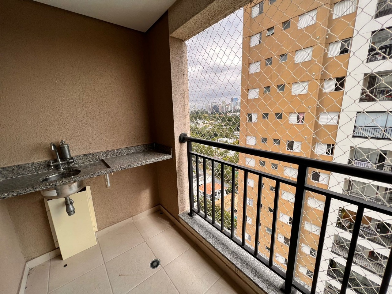 Apartamento à venda e aluguel com 1 quarto, 40m² - Foto 2