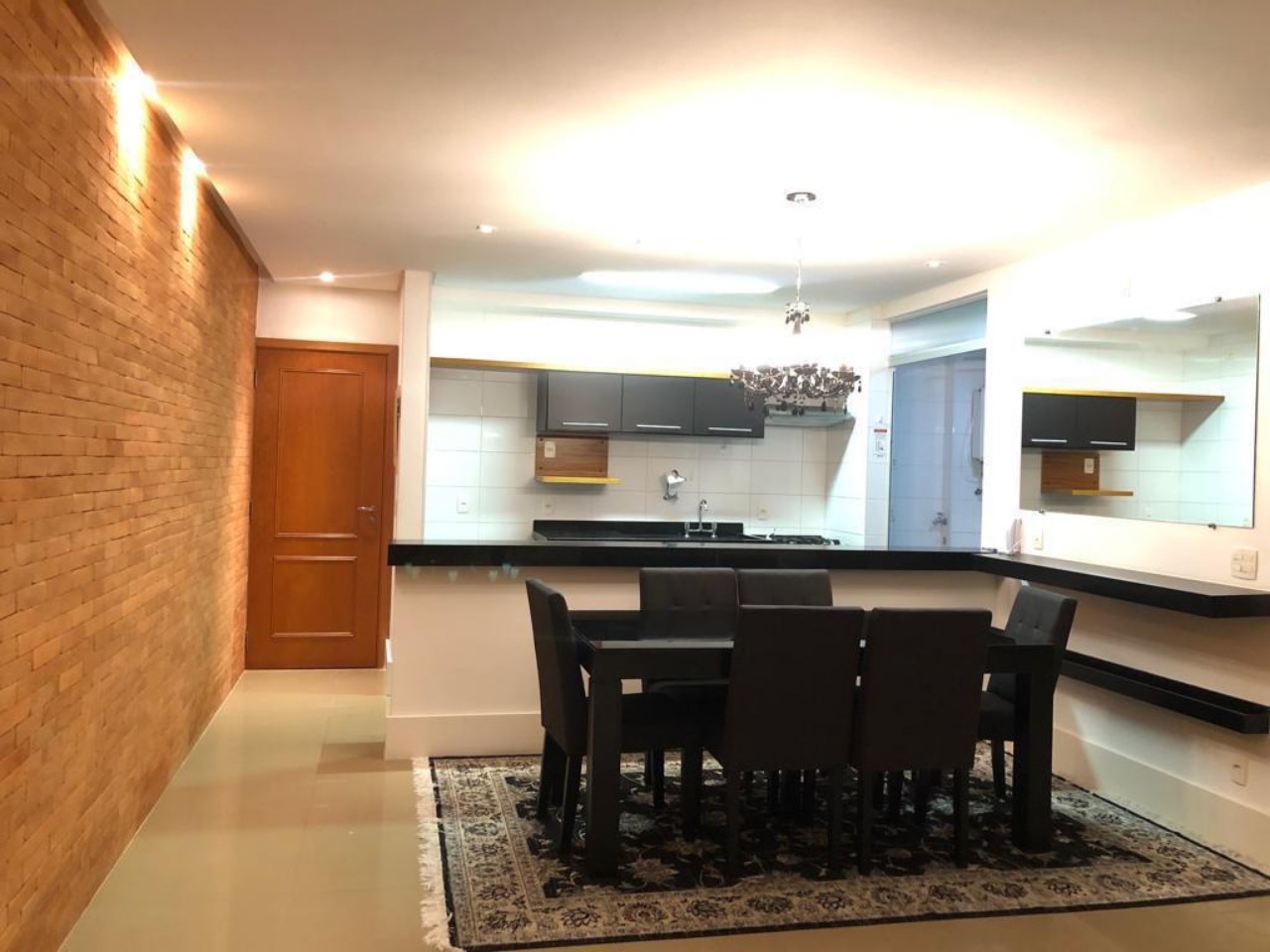 Apartamento à venda com 2 quartos, 100m² - Foto 3