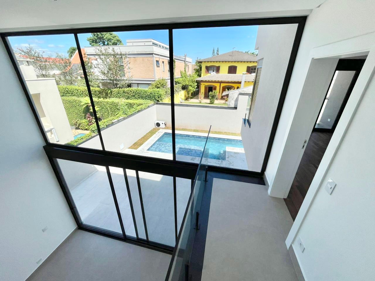 Casa à venda com 4 quartos, 430m² - Foto 4