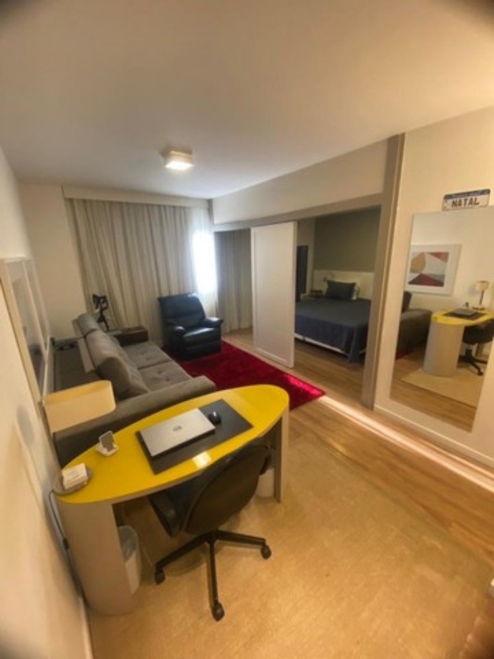 Apartamento à venda com 1 quarto, 39m² - Foto 2